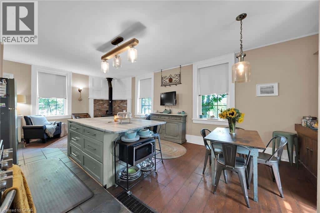 655 TOWNLINE Road W — Cayuga, Ontario - Photo 3 of 44