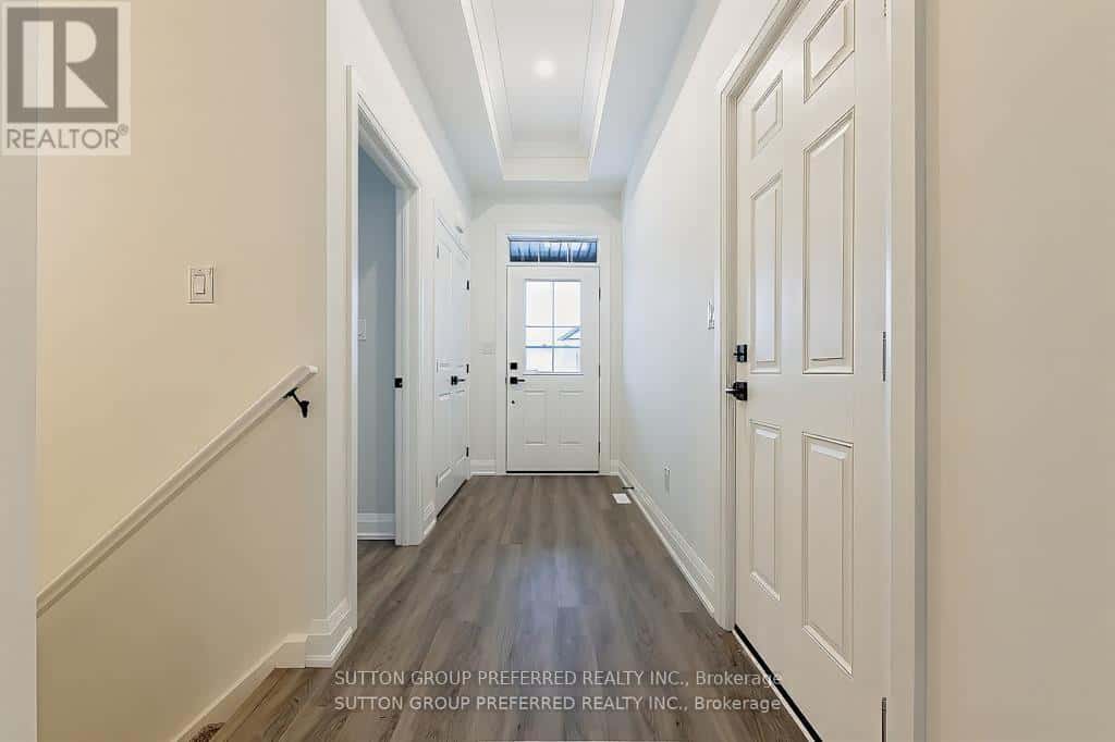 16 - 175 GLENGARIFF DRIVE — Southwold (Talbotville), Ontario - Photo 2 of 18