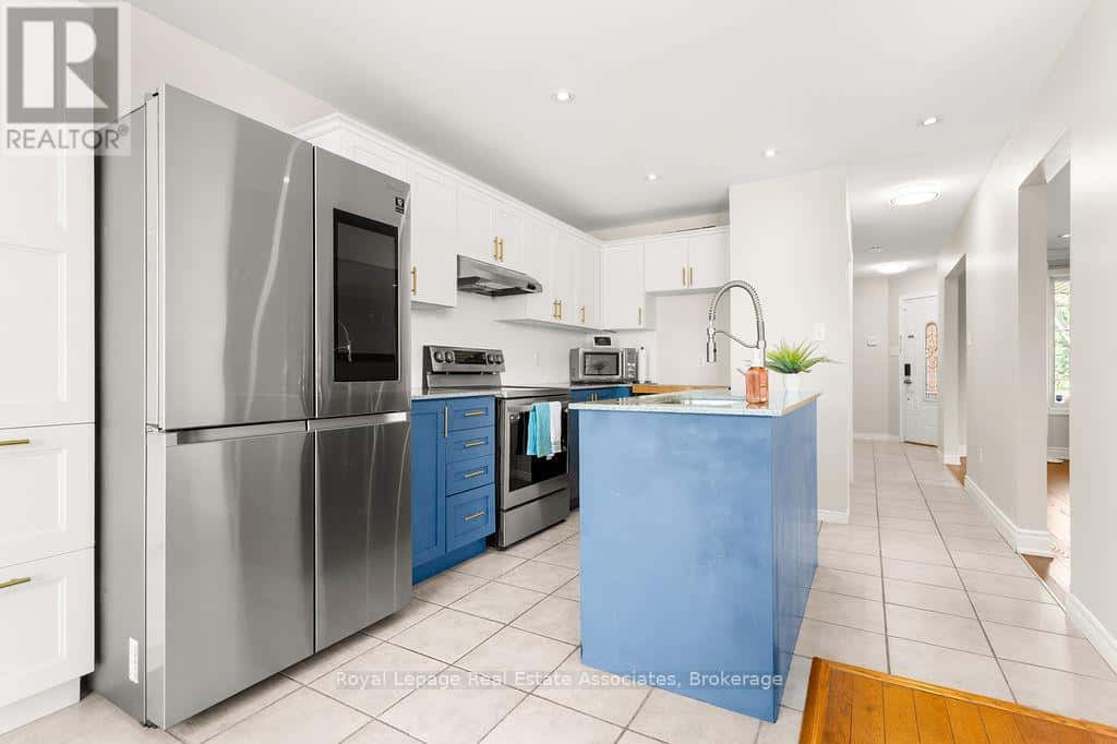 2913 DARIEN ROAD — Burlington (Rose), Ontario - Photo 3 of 19