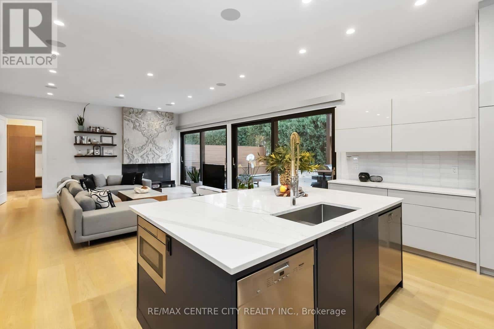 3 - 1452 BYRON BASELINE ROAD — London South (South K), Ontario - Photo 5 of 50