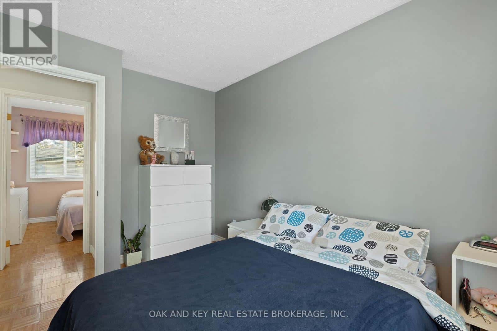 143 GOLFVIEW ROAD — London South (South Q), Ontario - Photo 2 of 46