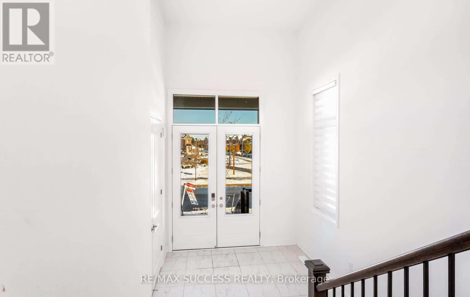 3130 TRAVERTINE DRIVE N — Oakville (NW Northwest), Ontario - Photo 5 of 33