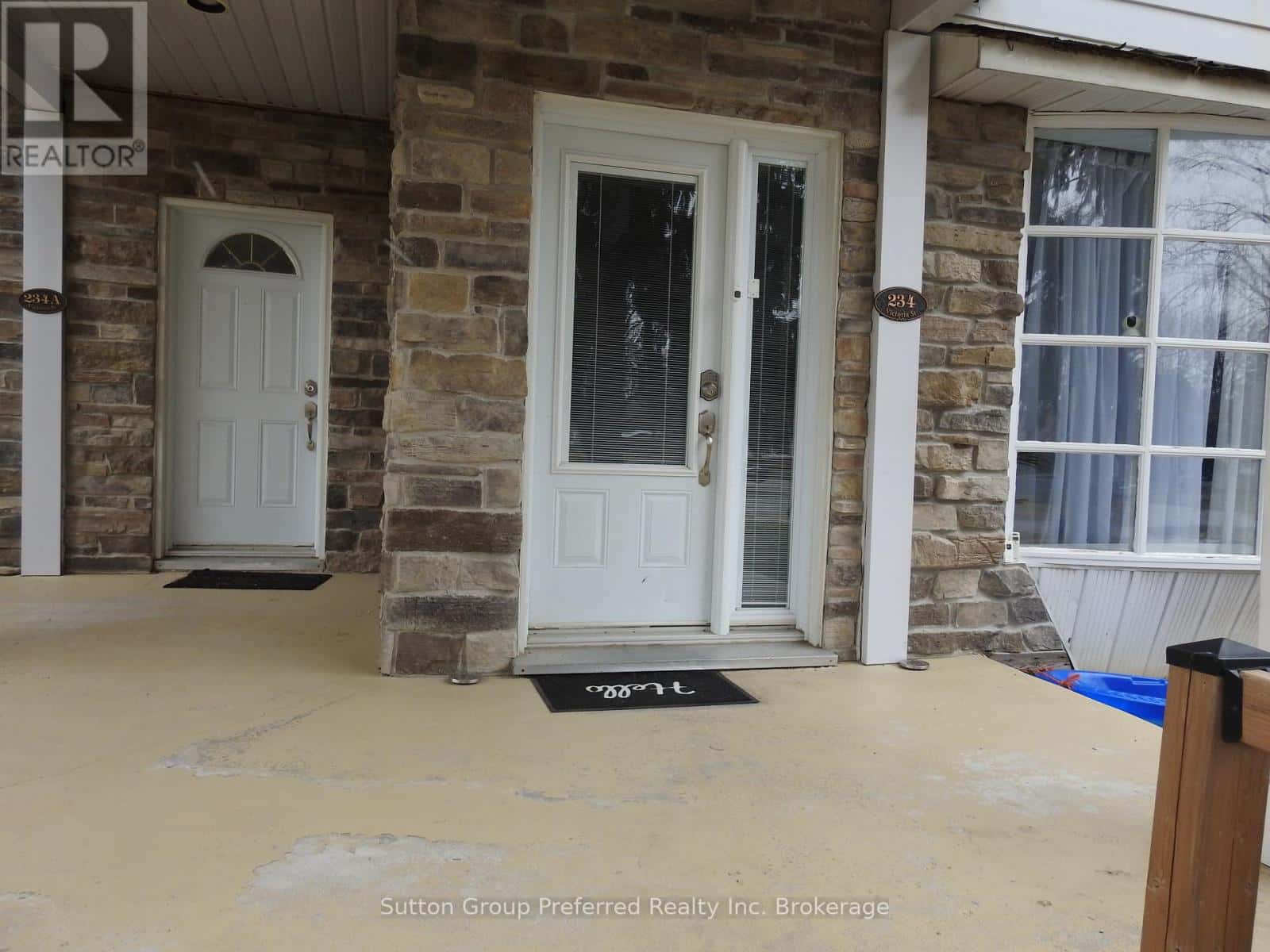 234 VICTORIA STREET — Ingersoll (Ingersoll - North), Ontario - Photo 2 of 8