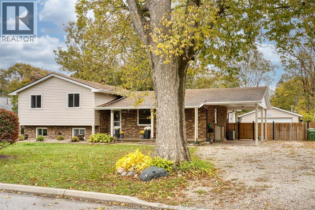 410 DUNN — Colchester, Ontario - Photo 3 of 50