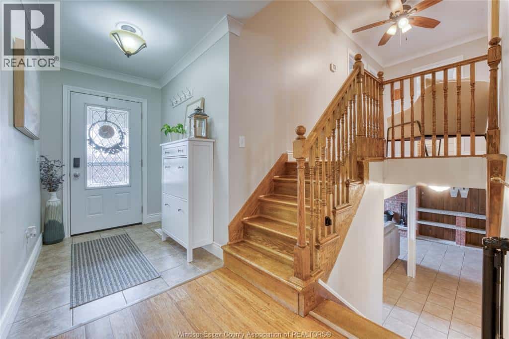 410 DUNN — Colchester, Ontario - Photo 5 of 50