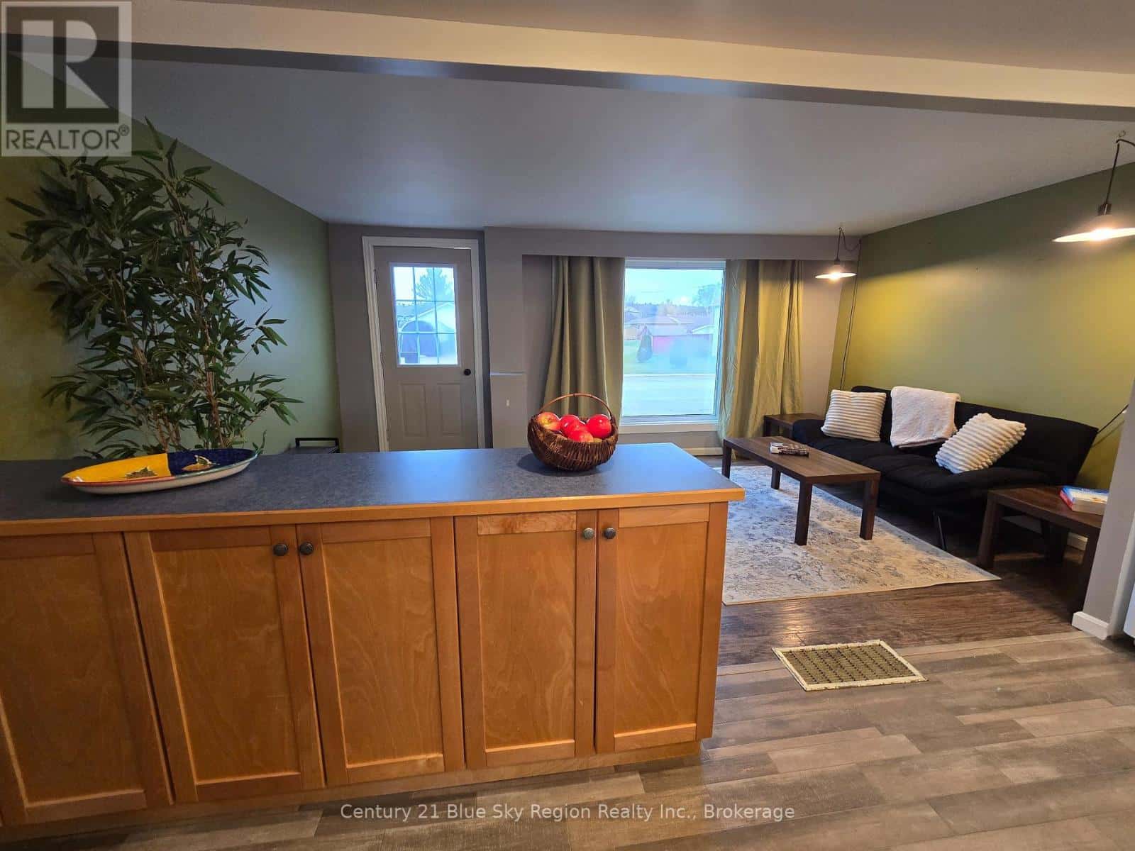 66 PRINCIPALE STREET W — West Nipissing (Verner), Ontario - Photo 5 of 40