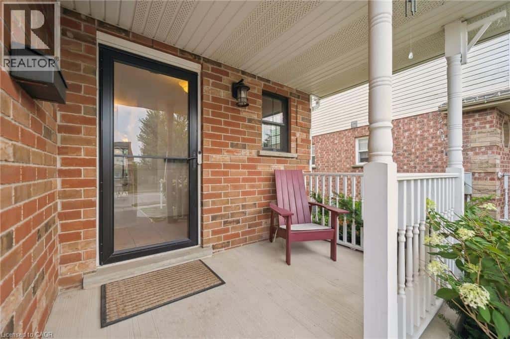 313 MILLBURN Boulevard — Fergus, Ontario - Photo 2 of 28