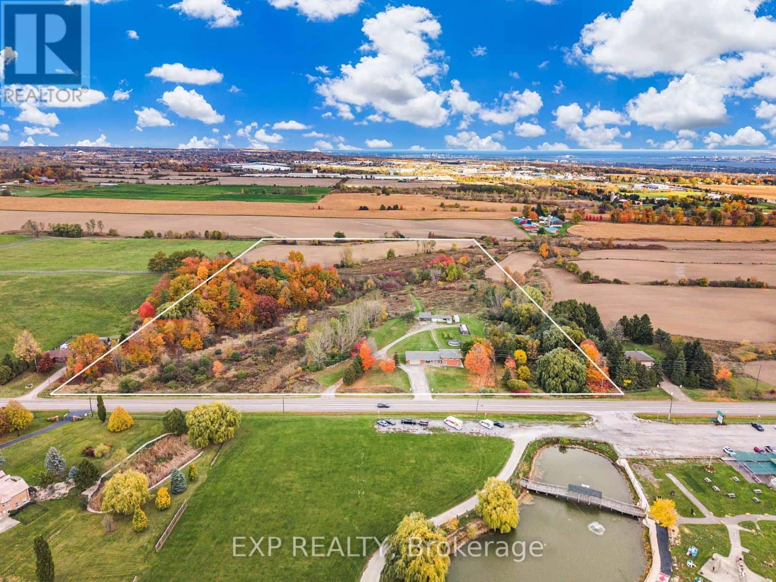 548 MILLGROVE SIDE ROAD — Hamilton (Dundas), Ontario - Photo 2 of 49