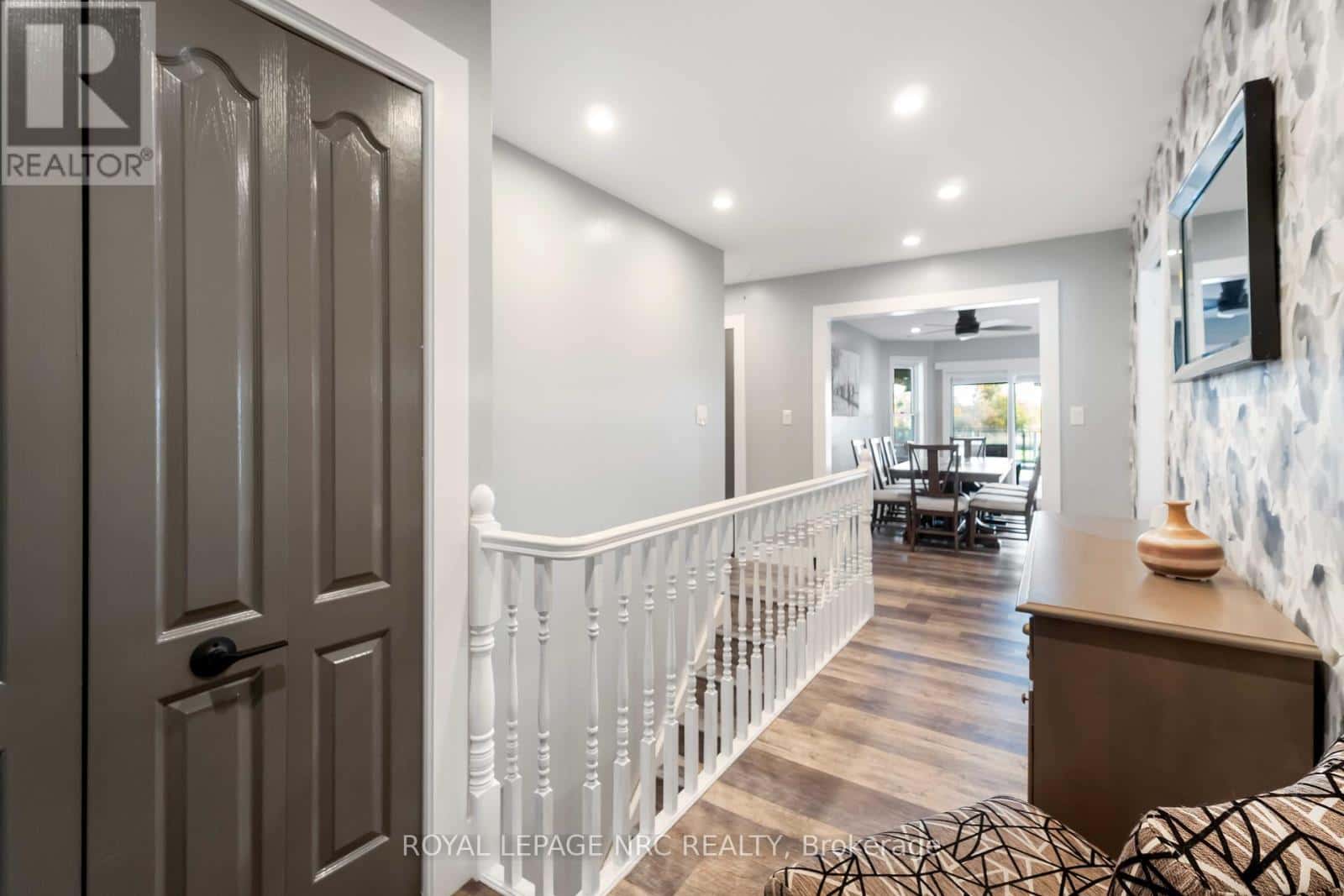 1523 BARRON ROAD — Thorold (Port Robinson), Ontario - Photo 4 of 38