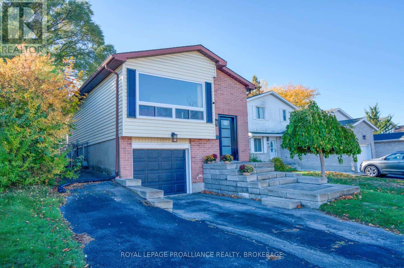 240 OLD QUARRY ROAD — Kingston (West of Sir John A. Blvd), Ontario - Photo 2 of 49