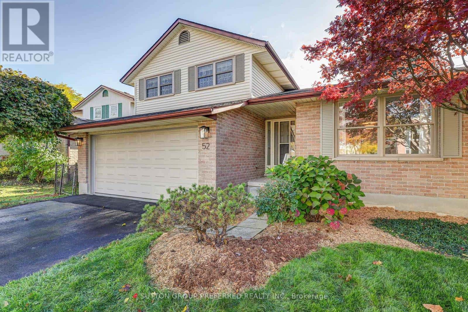 52 BEXHILL DRIVE — London South (South Y), Ontario - Photo 3 of 49