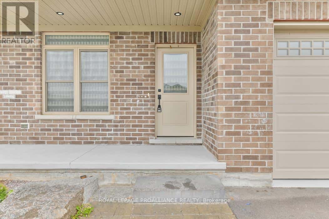 24 ABERDEEN STREET — Stirling-Rawdon (Stirling Ward), Ontario - Photo 5 of 25