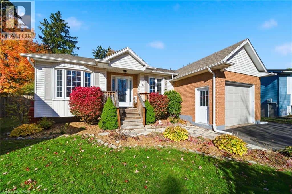 15 ANDERSON Crescent — Smithville, Ontario - Photo 3 of 50