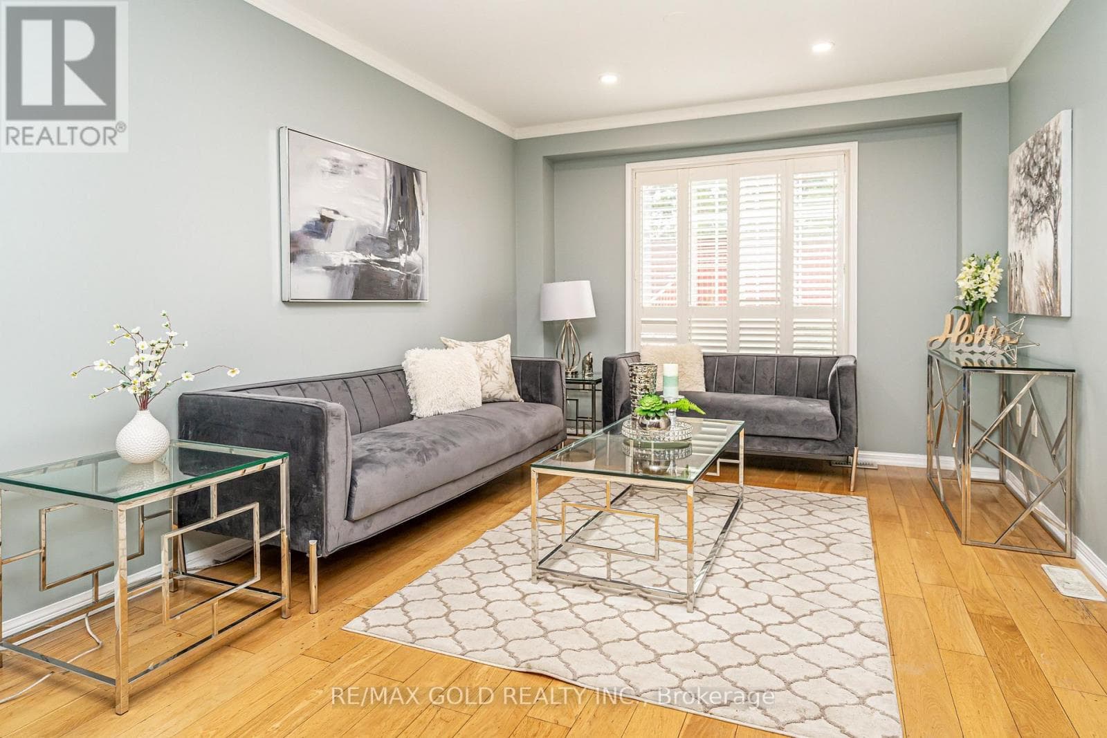 34 JINGLE CRESCENT — Brampton (Gore Industrial North), Ontario - Main photo