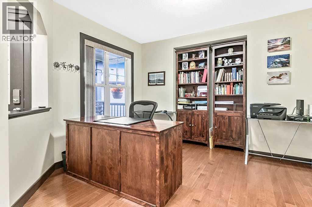 263 Willow Ridge Manor SW — Diamond Valley, Alberta - Photo 4 of 48