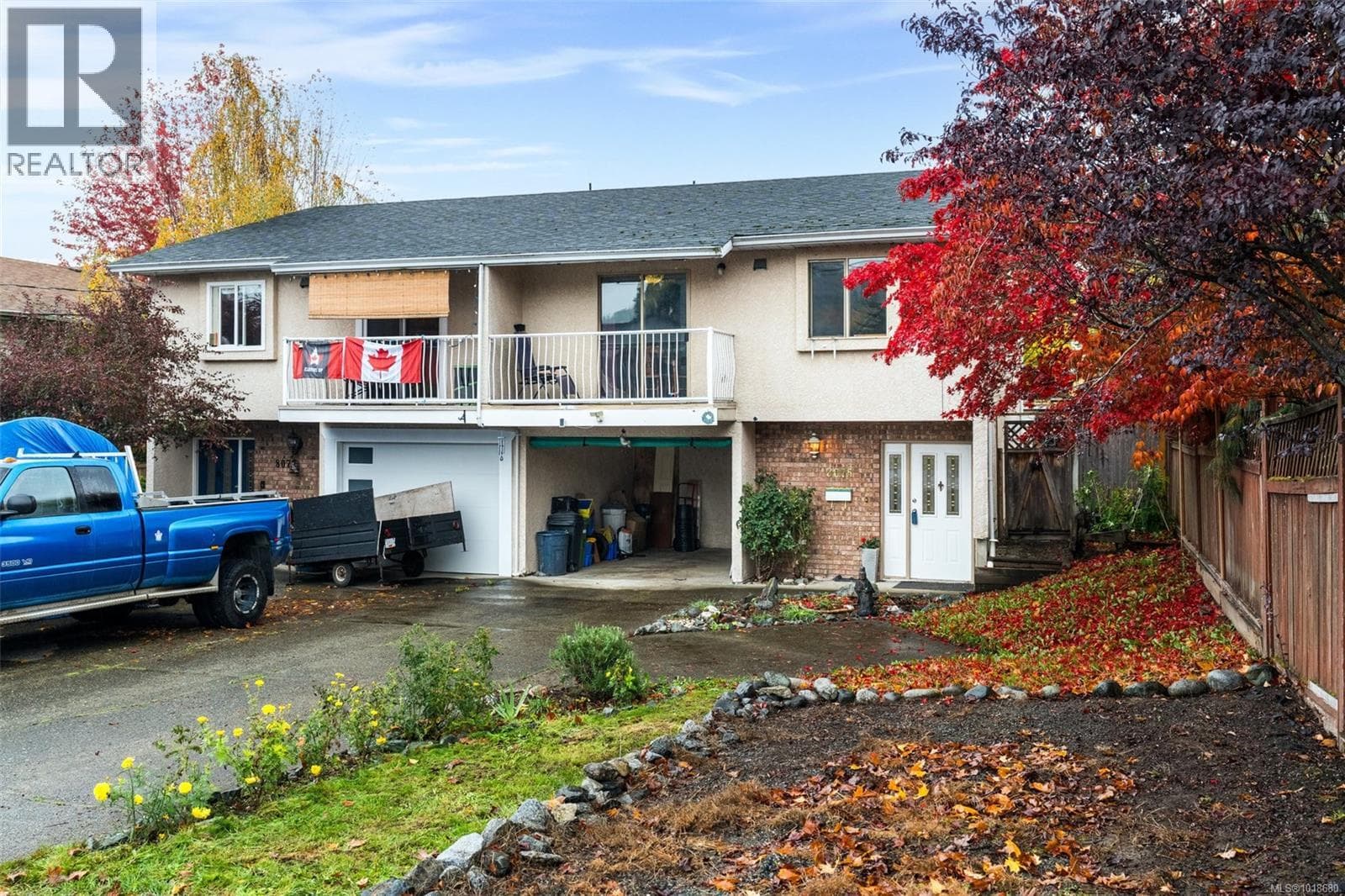 8075 Queen St — Crofton, British Columbia - Main photo