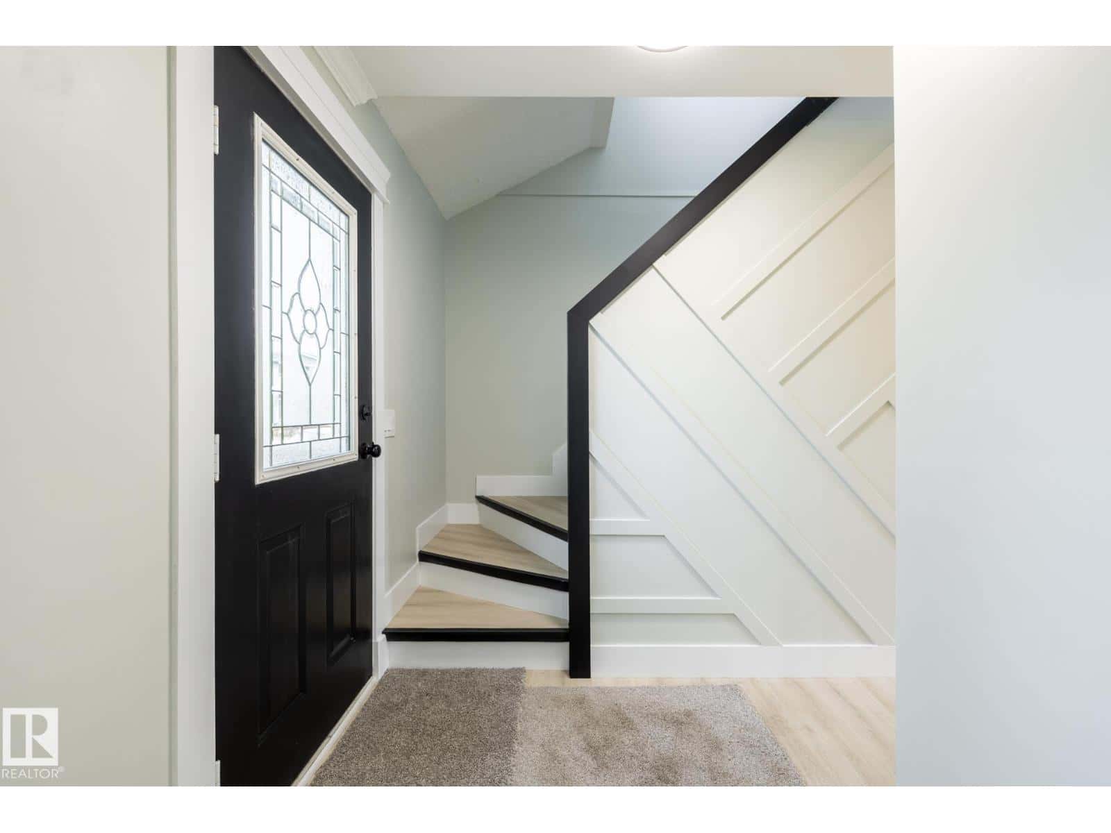 71 BIRCH DR — Gibbons, Alberta - Photo 3 of 59