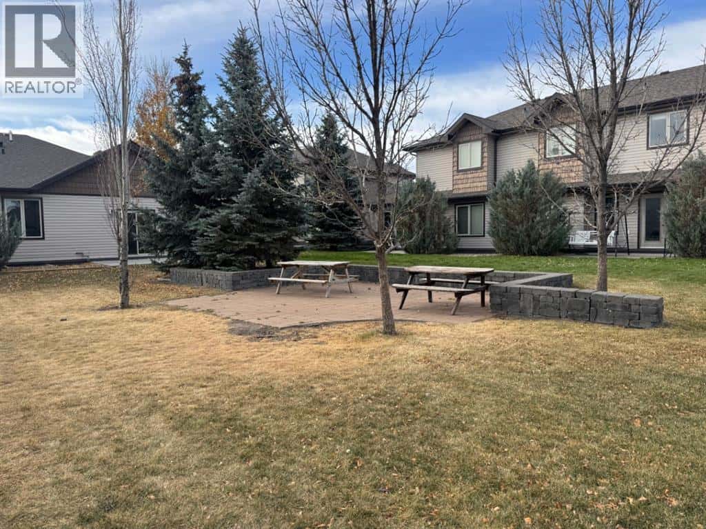 13, 1 Ave 1819 Avenue — Fort Macleod, Alberta - Photo 3 of 28