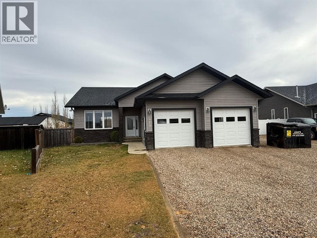 9513 108B Street — La Crete, Alberta - Main photo