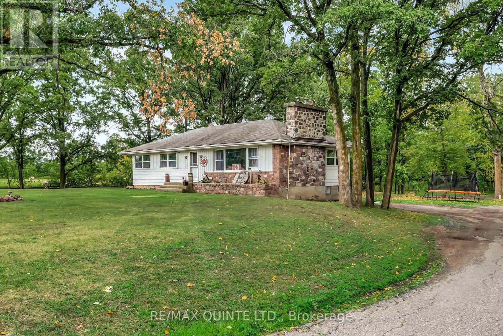 14184 HIGHWAY 62 — Madoc, Ontario - Photo 3 of 24