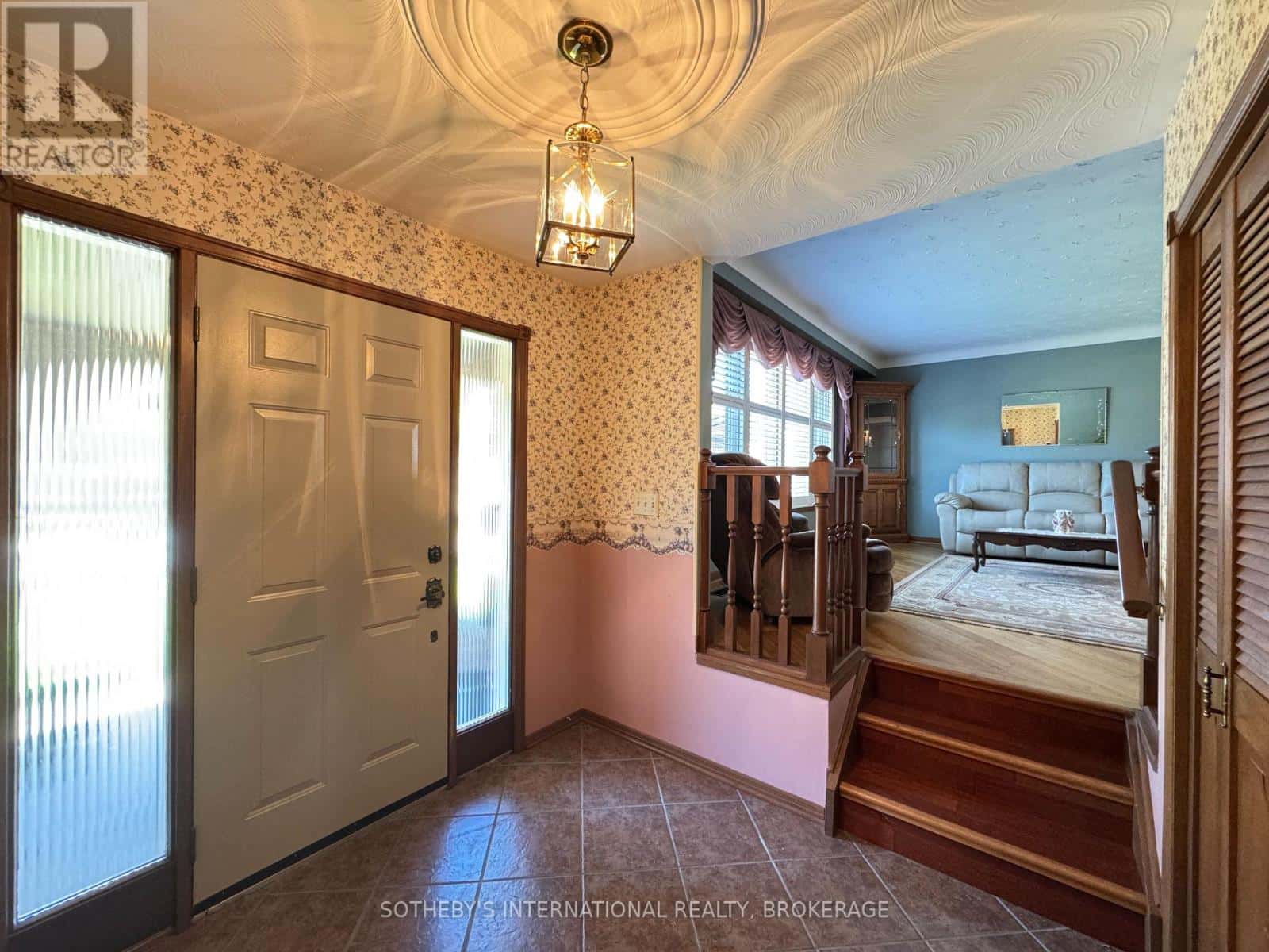 10 BULLOCKS CORNERS — St. Catharines (Bunting/Linwell), Ontario - Photo 5 of 37