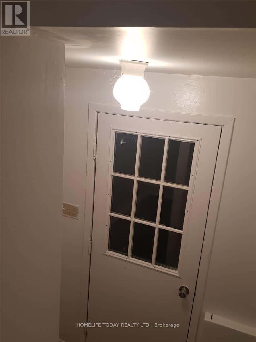 BSMT - 1616 MCBRADY CRESCENT — Pickering (Brock Ridge), Ontario - Photo 2 of 9