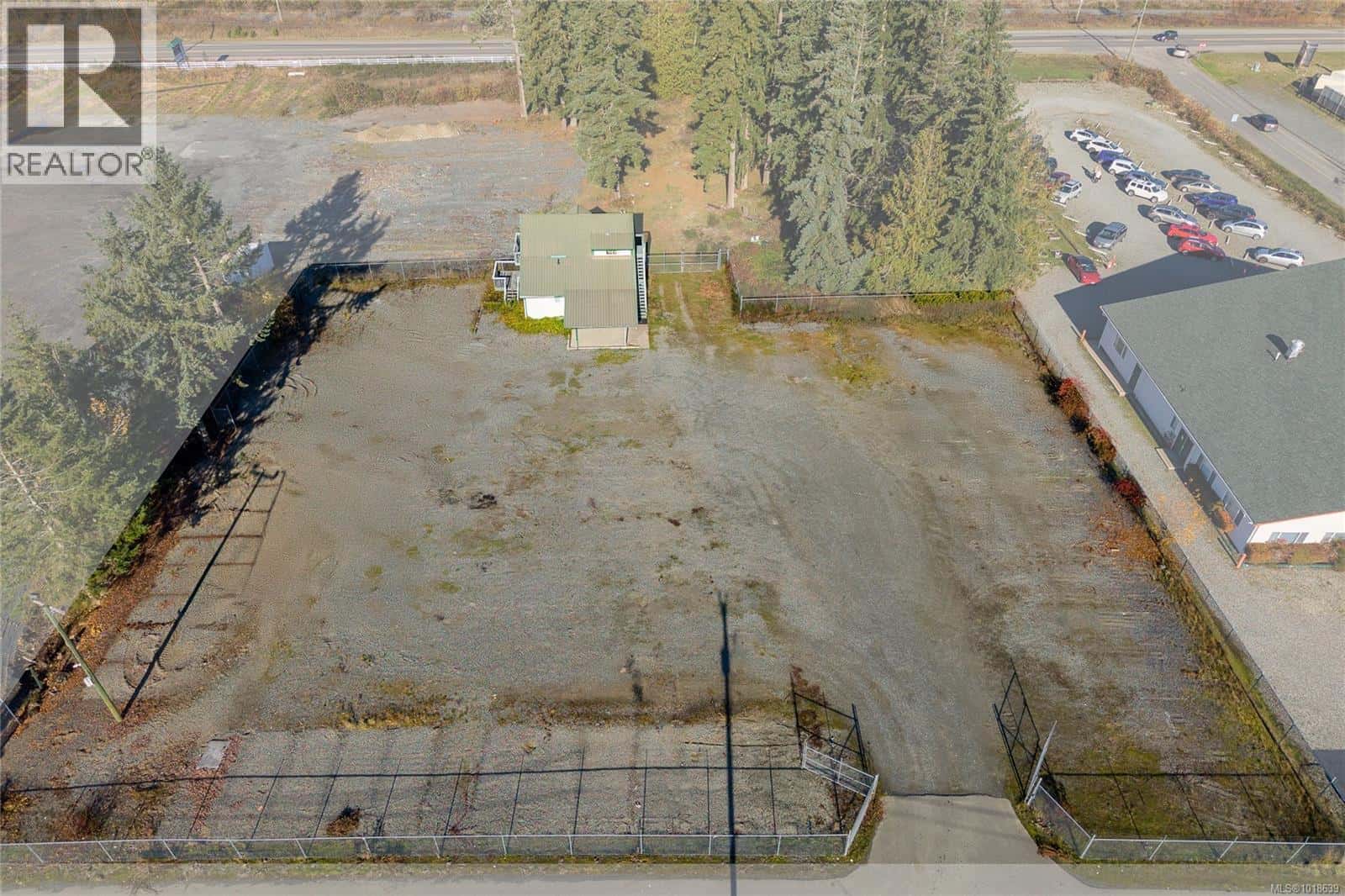 979 Shearme Rd — Coombs, British Columbia - Photo 2 of 9