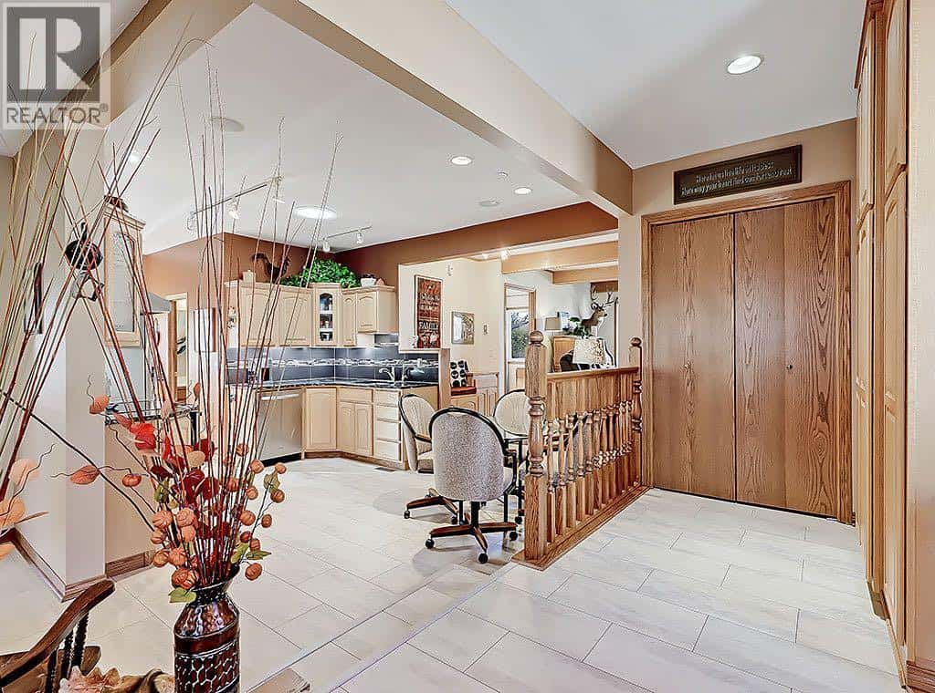 2117 26 Avenue — Nanton, Alberta - Photo 3 of 49