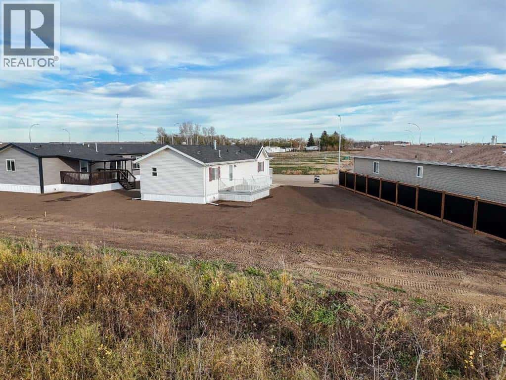 10509 110 Ave — La Crete, Alberta - Photo 3 of 25