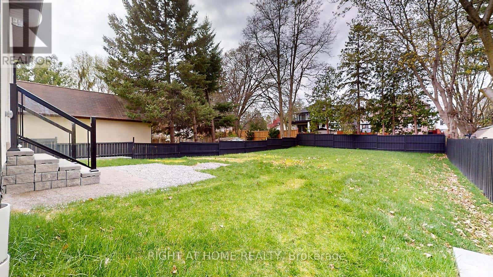 1988 ROYAL ROAD — Pickering (Village East), Ontario - Photo 4 of 50