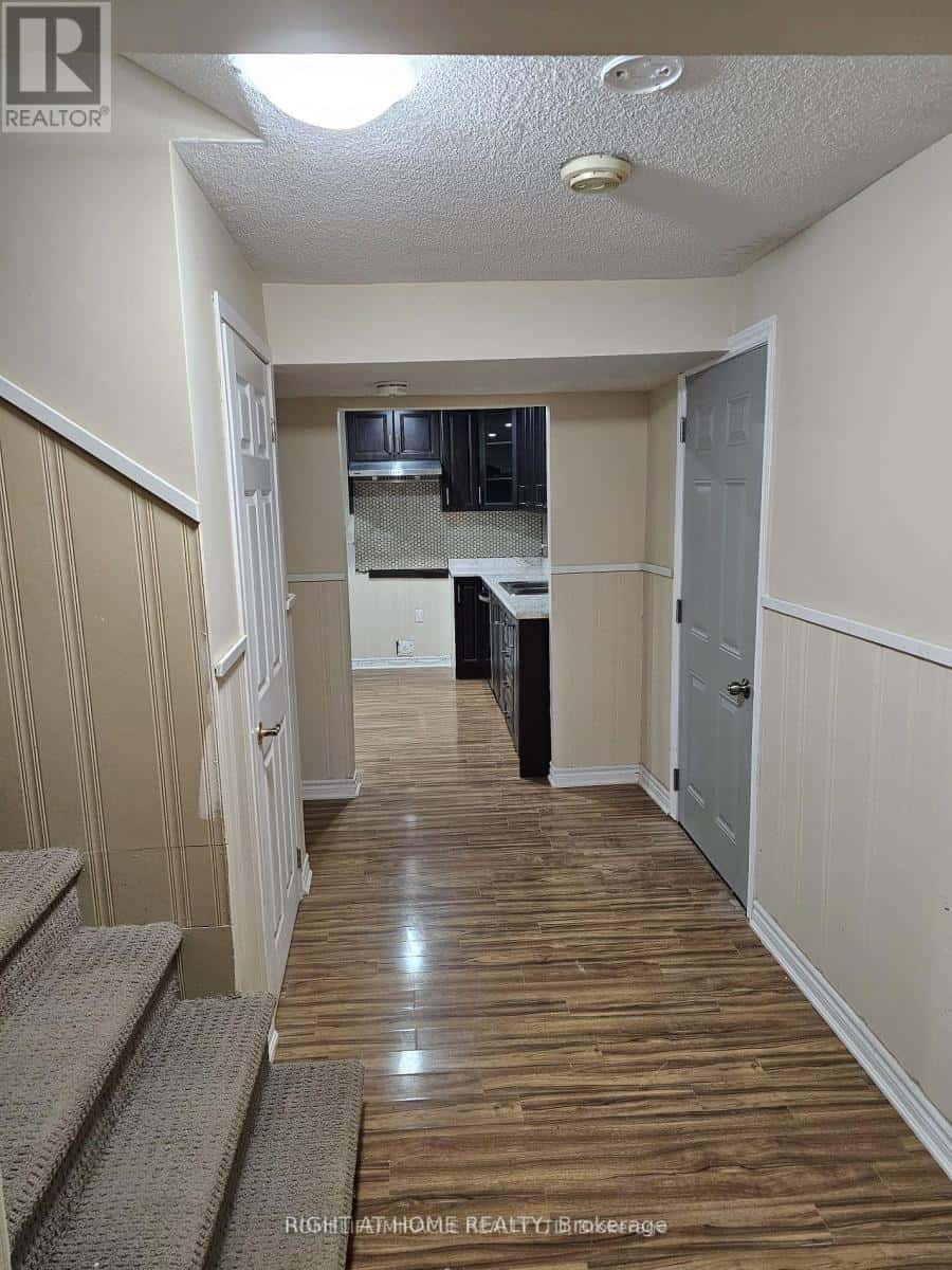 BSMT - 730 SHEPPARD AVENUE — Pickering (Woodlands), Ontario - Photo 2 of 8