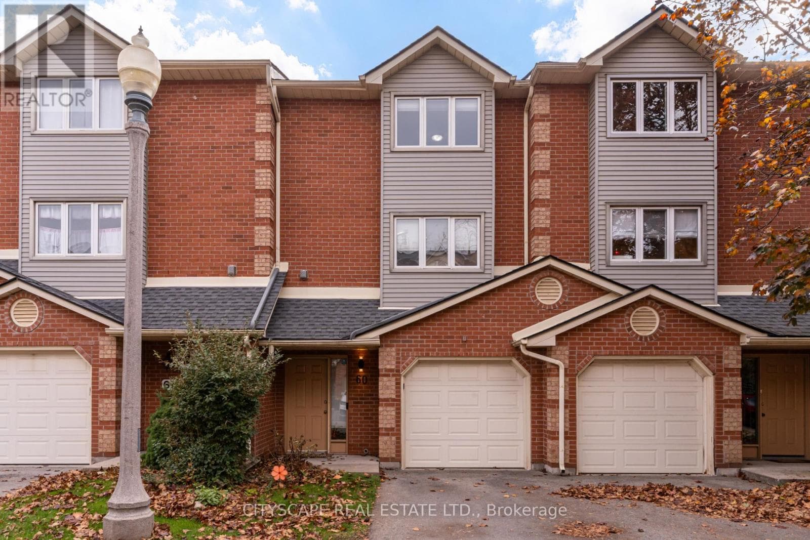 60 - 72 STONE CHURCH ROAD W — Hamilton (Gourley), Ontario - Main photo