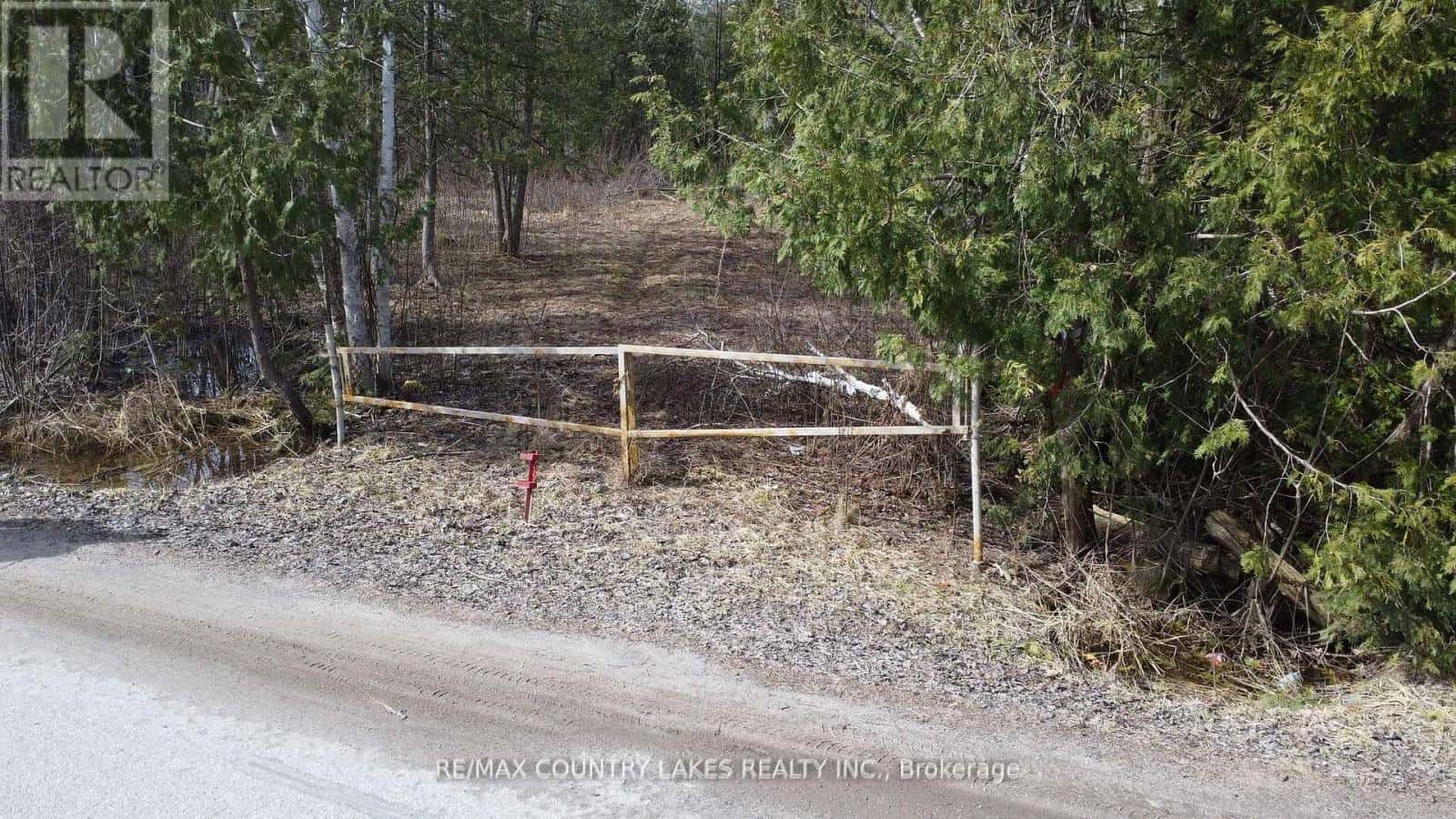 122-123 RIVERVIEW BEACH ROAD — Georgina (Pefferlaw), Ontario - Photo 3 of 14