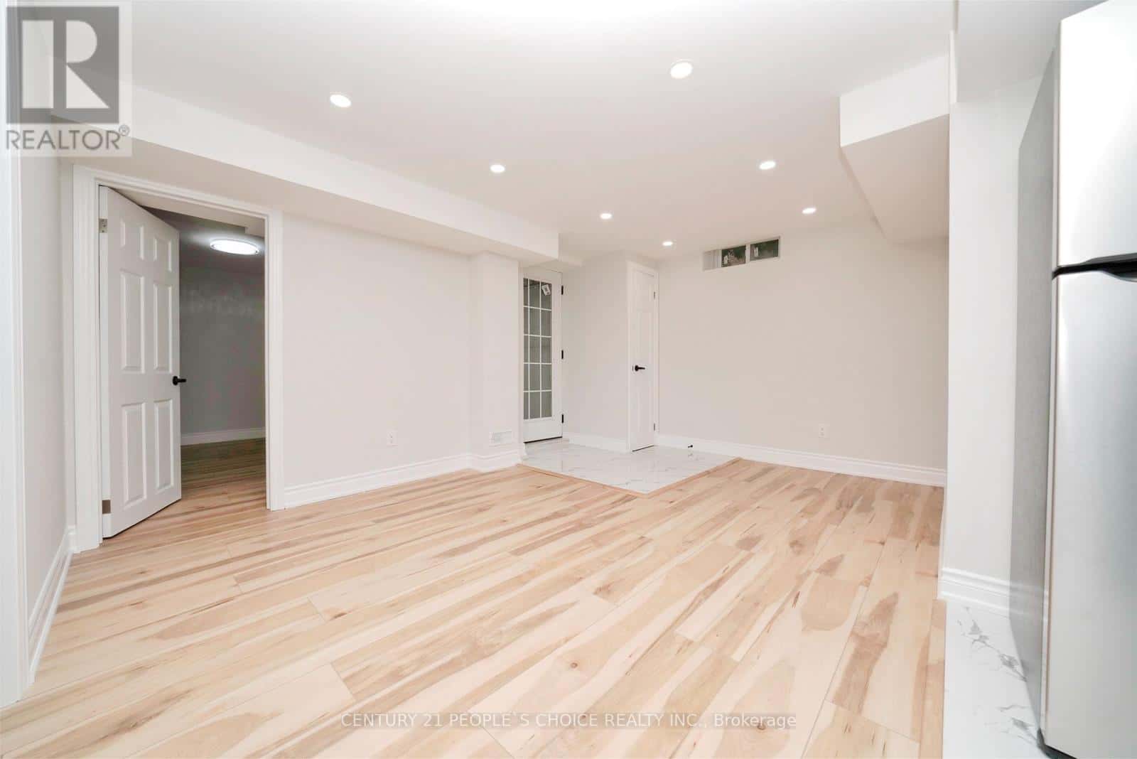 BSMT - 35 HEWLETT CRESCENT — Markham (Markville), Ontario - Photo 5 of 21