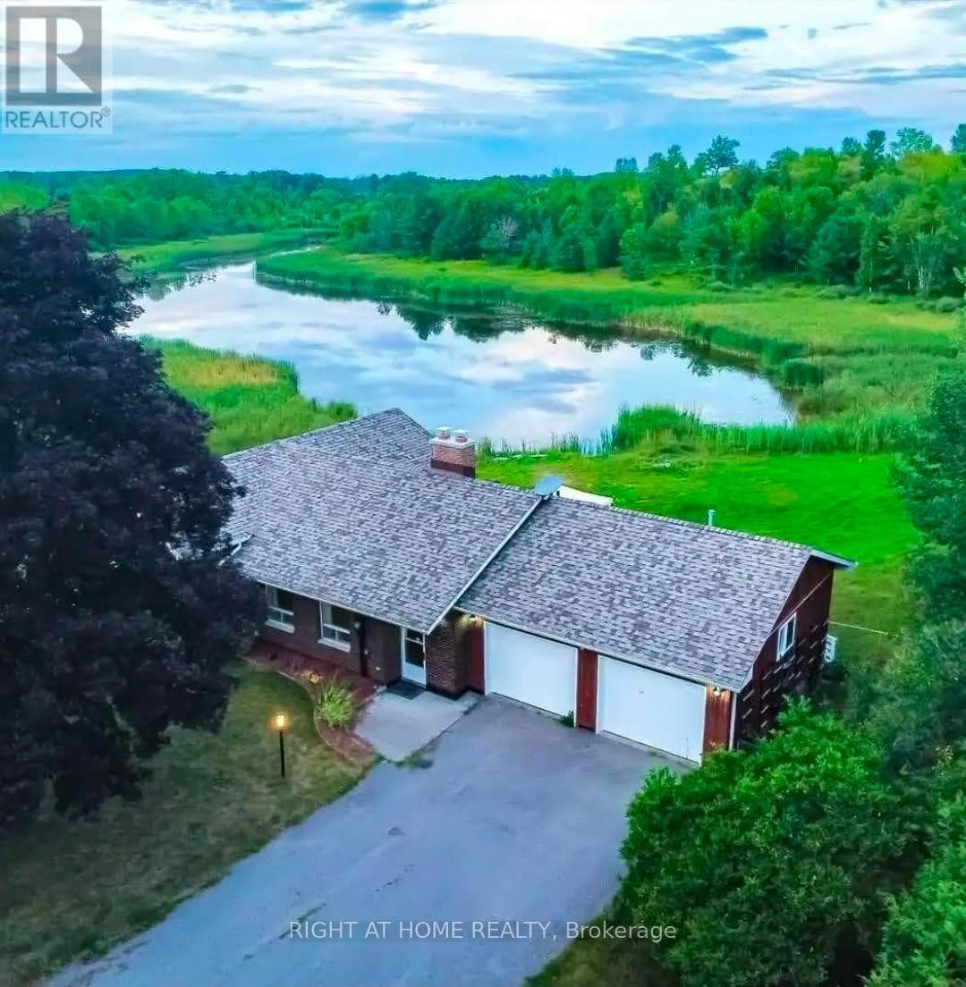 1 OAK STREET — Trent Hills (Campbellford), Ontario - Main photo