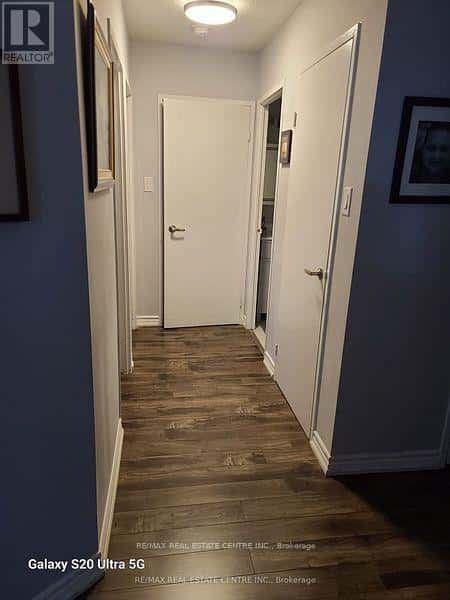 407 - 8 LISA STREET — Brampton (Queen Street Corridor), Ontario - Photo 3 of 21