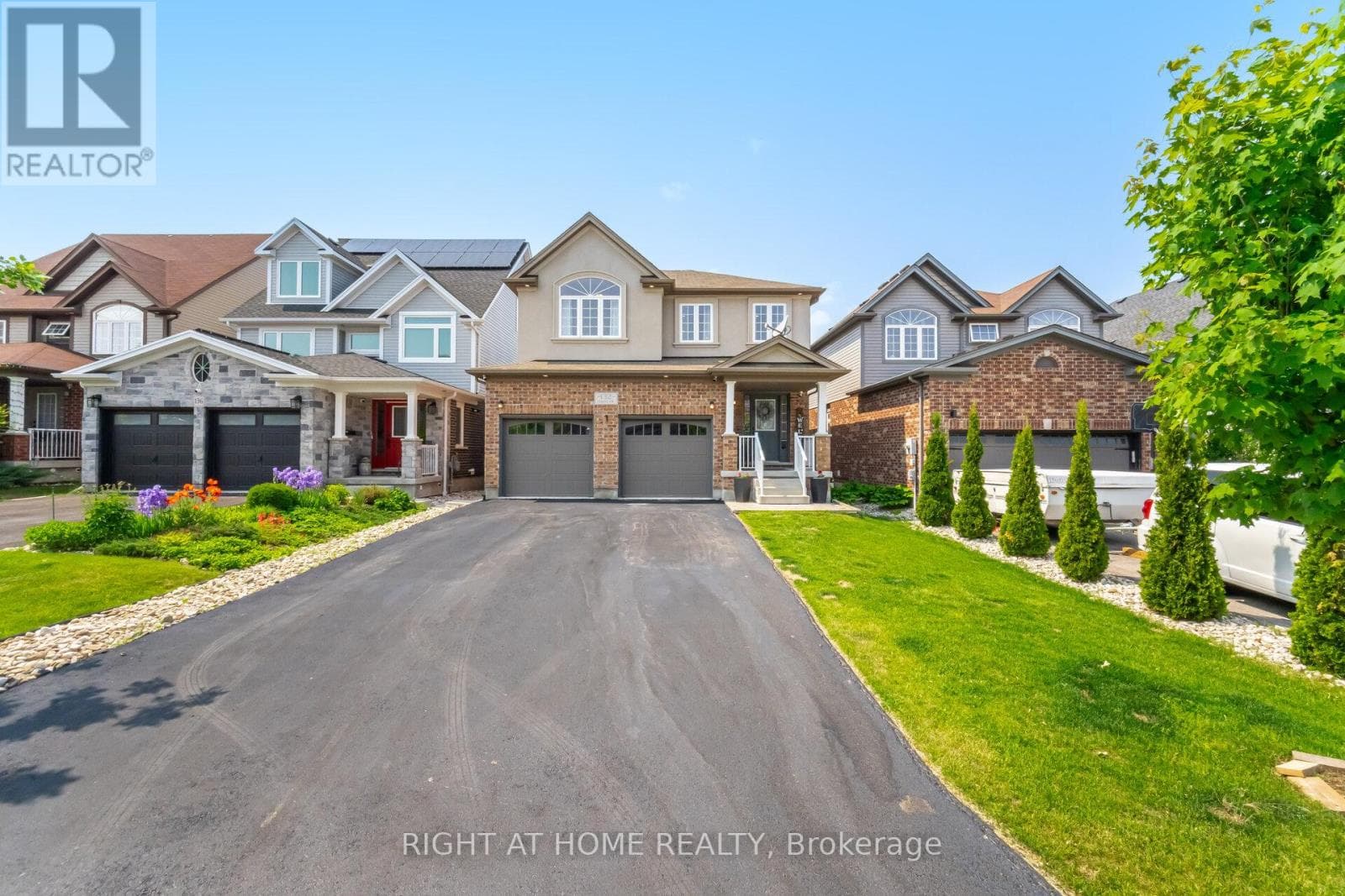 132 COKER CRESCENT — Guelph/Eramosa (Rockwood), Ontario - Main photo