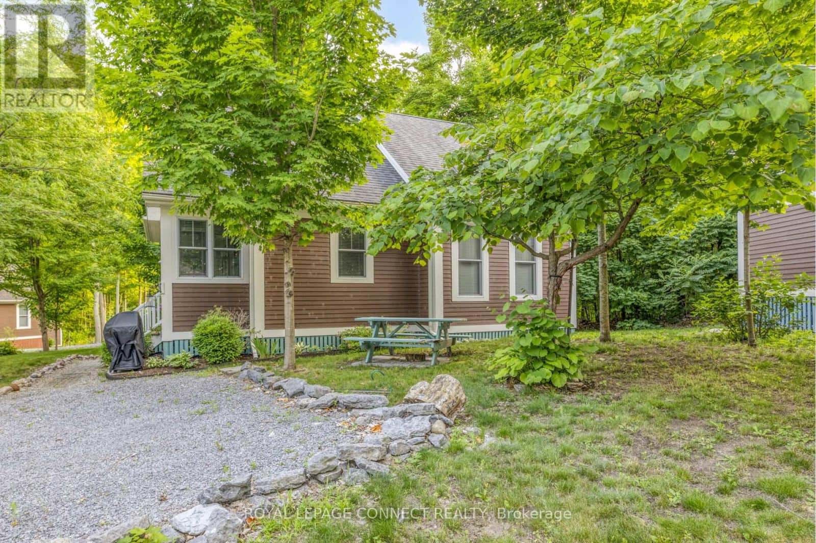 182 - 3 FARM VIEW LANE — Prince Edward County (Athol Ward), Ontario - Photo 4 of 39