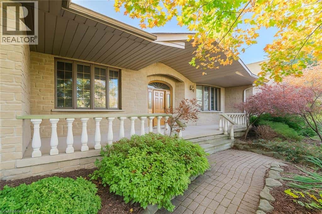 425 GOLF CLUB Road — Hannon, Ontario - Photo 3 of 45