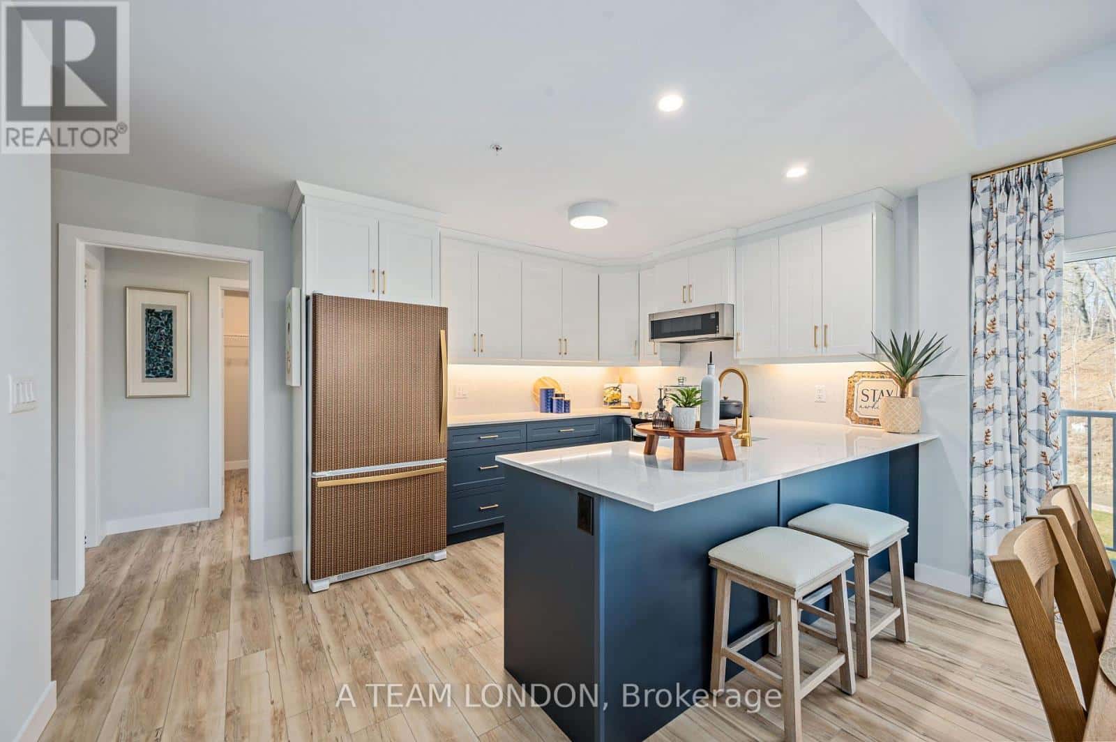 409 - 100 THE PROMENADE N — Central Elgin (Port Stanley), Ontario - Photo 4 of 26