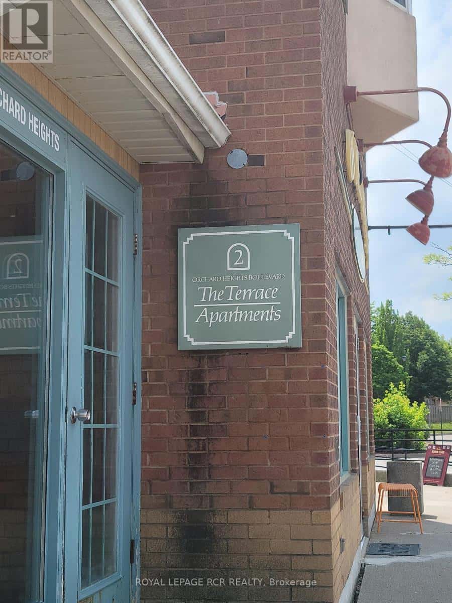 2 Orchard Heights Boulevard 237