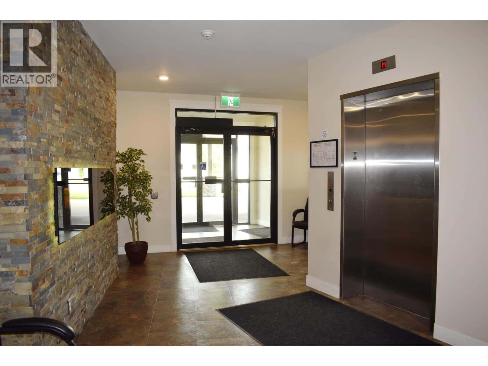 105 3684 PRINCESS CRESCENT — Smithers, British Columbia - Photo 5 of 24