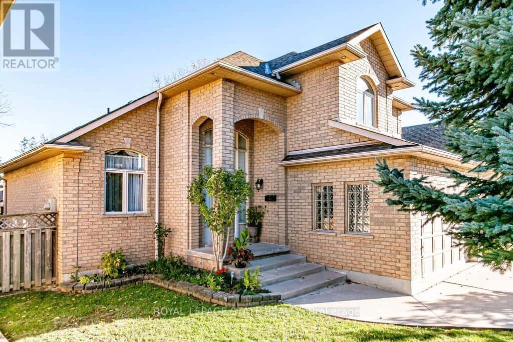 54 FALCONRIDGE DRIVE — Hamilton (Carpenter), Ontario - Photo 4 of 49