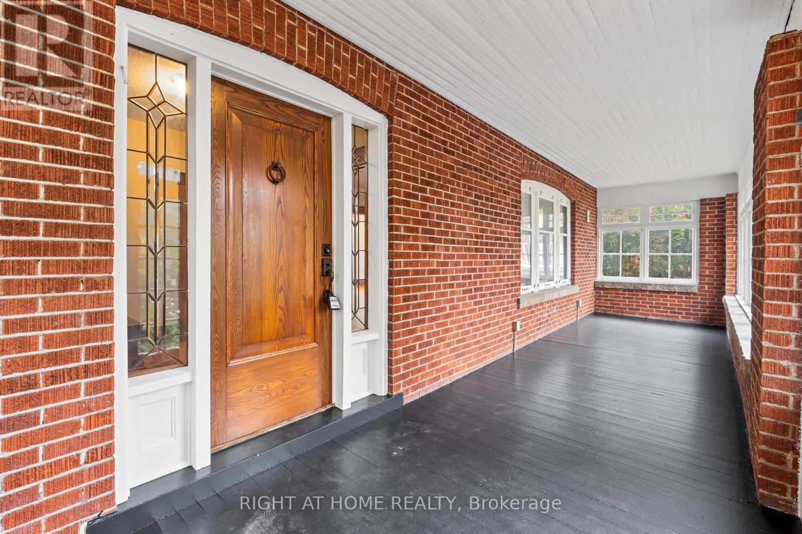 299 PLAINS ROAD W — Burlington (Bayview), Ontario - Photo 4 of 41