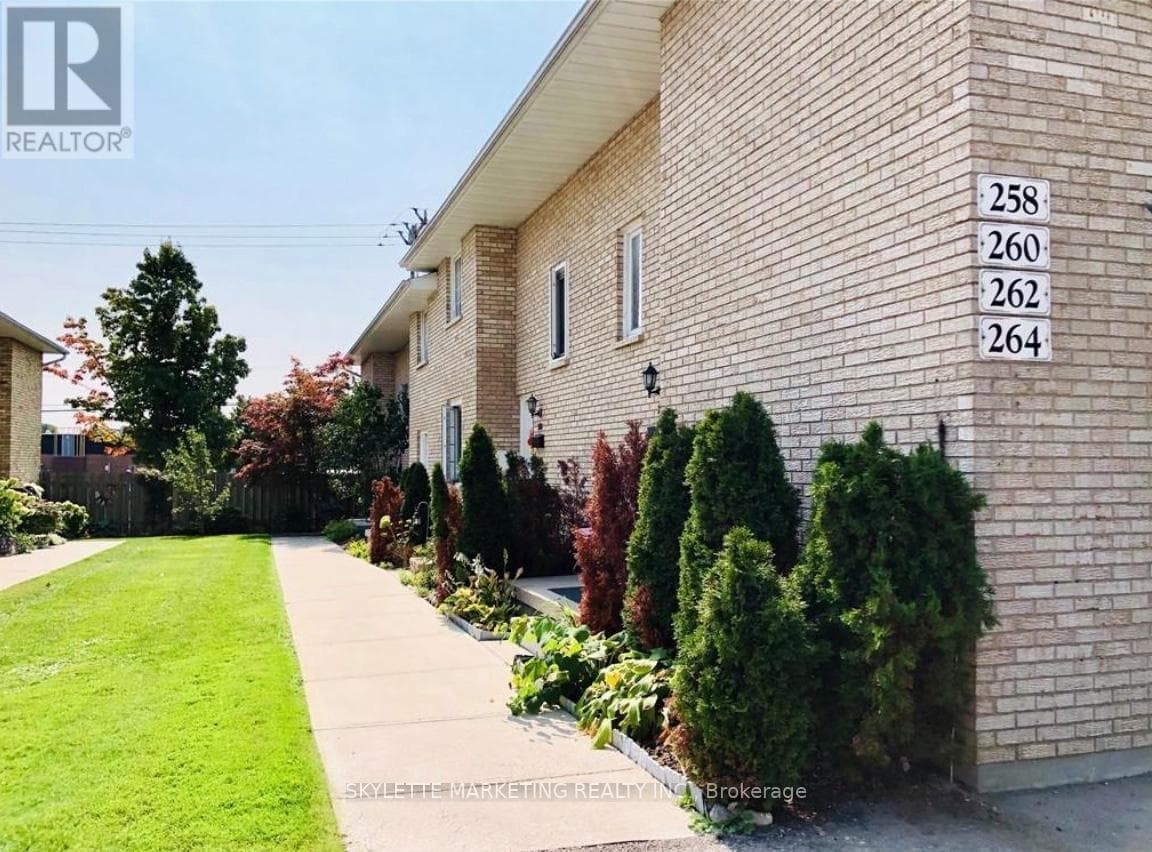 264 HOMESTEAD CRESCENT — London North (North F), Ontario - Main photo