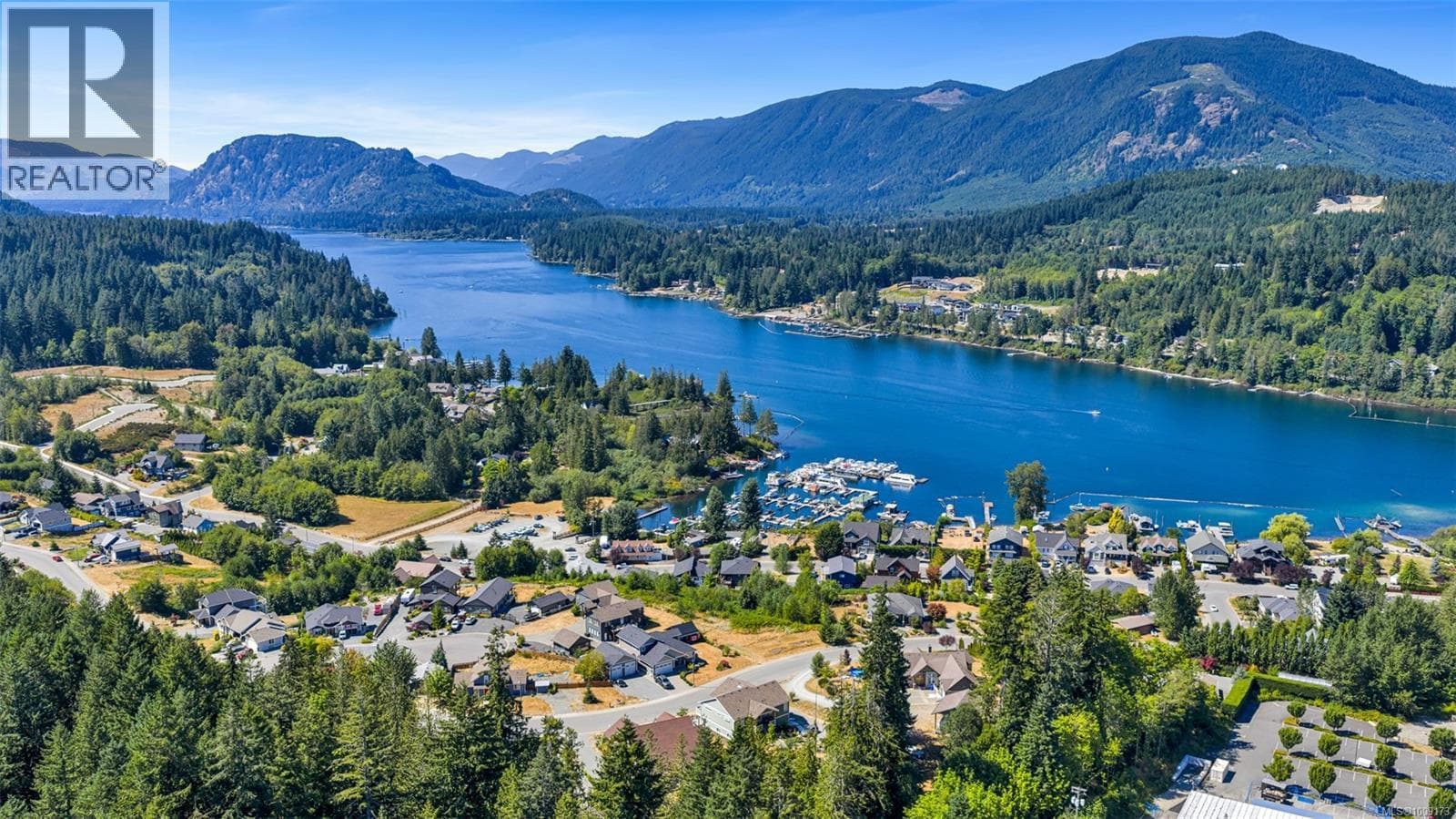 263 Tal Rd — Lake Cowichan, British Columbia - Main photo