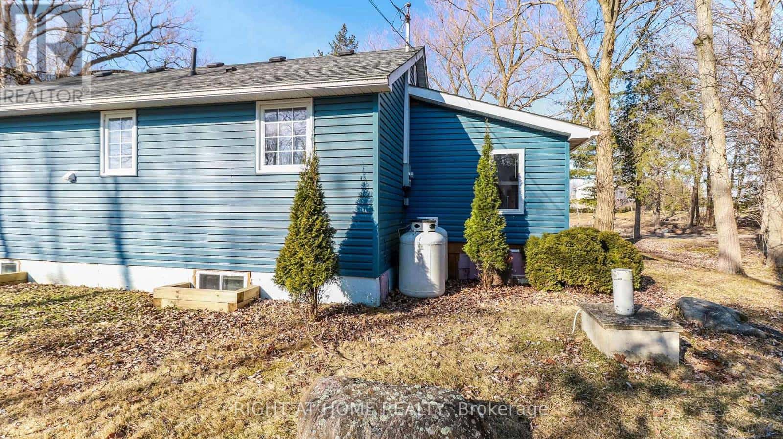 20 LONG POINT ROAD — Tay, Ontario - Photo 3 of 50