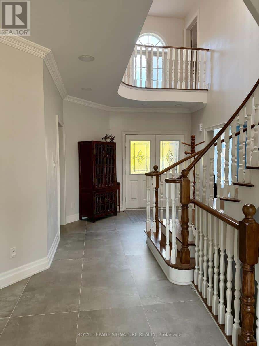 40 GRAYDON CRESCENT — Richmond Hill (Bayview Hill), Ontario - Photo 4 of 30