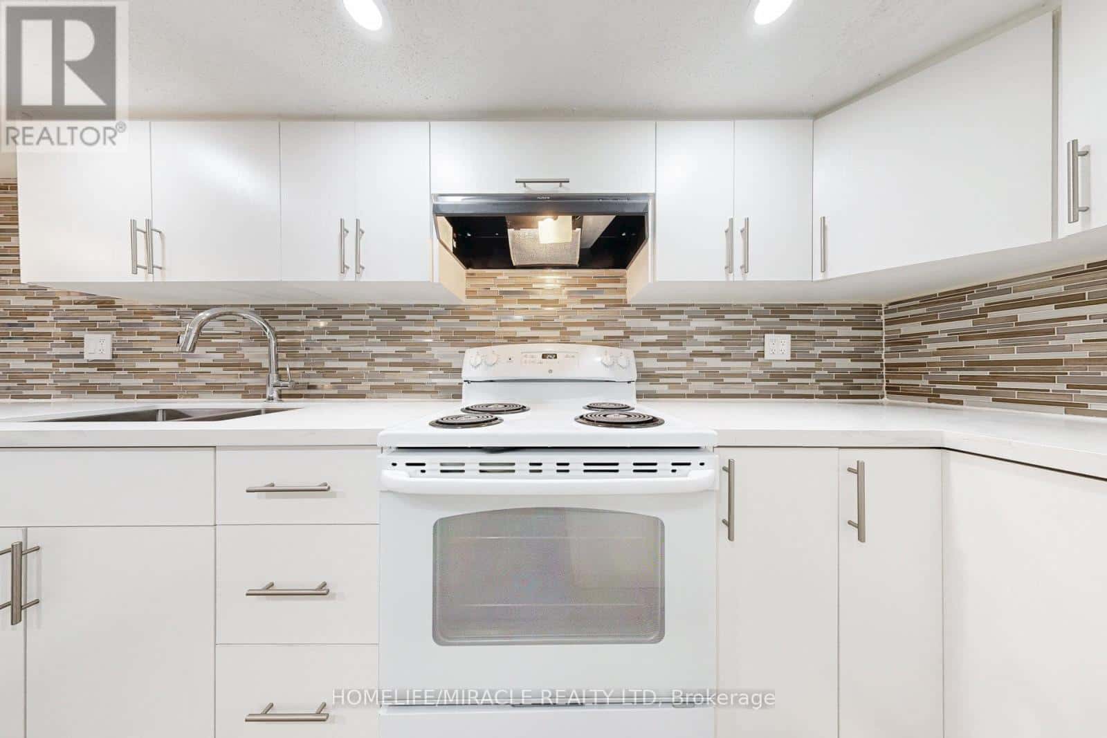 BASEMNT - 590 JONES AVENUE — Toronto (Blake-Jones), Ontario - Photo 4 of 10