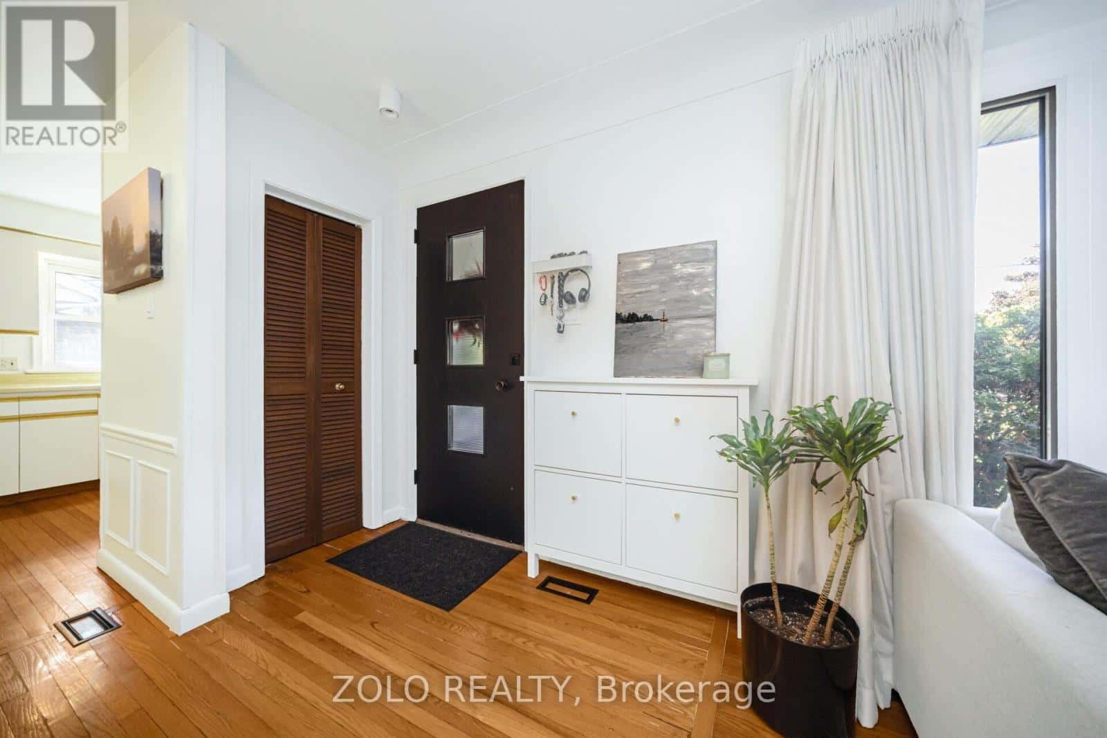 115 WELBOURN DRIVE — Hamilton (Balfour), Ontario - Photo 2 of 19